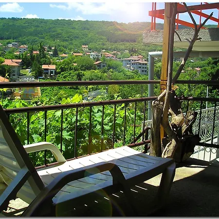 Vila Dionis Guest house 3*